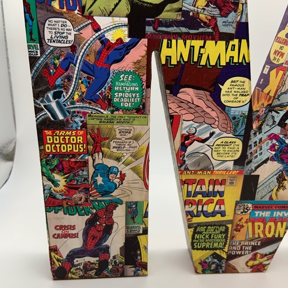Marvel Comics Letter M Wall Hanging Retro Comics Wooden Wall Decor - Picture 3 of 16
